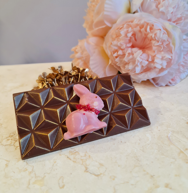 Elizabeth Rabbit Pink Pink Bunny | ELIZABETH LUXURY CHOCOLATE
